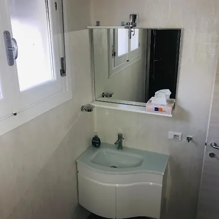 Veranda Apartment *